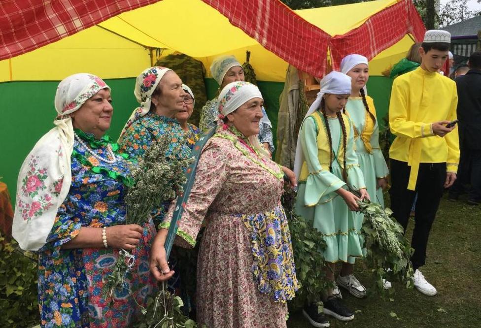 Областной праздник «Сабантуй» прошел в Тюмени в День города 